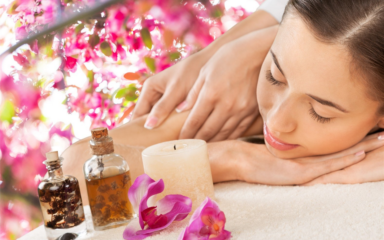 Aroma Oil Therapy Massage